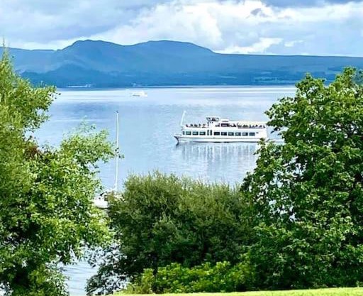 Loch View at Lomond Castle