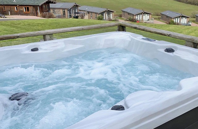 Lodge 5 is a luxurious detached lodge set perfectly for exploring the surrounding countryside.