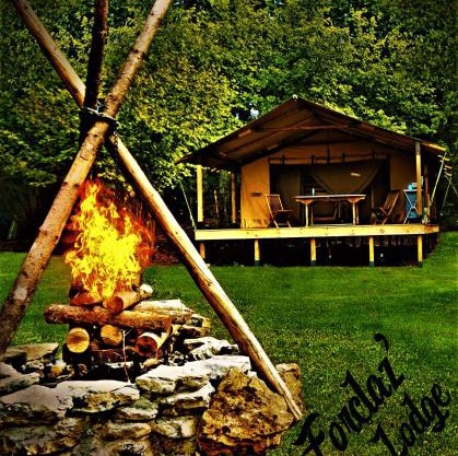 Lodge Bois et Toile avec Vue