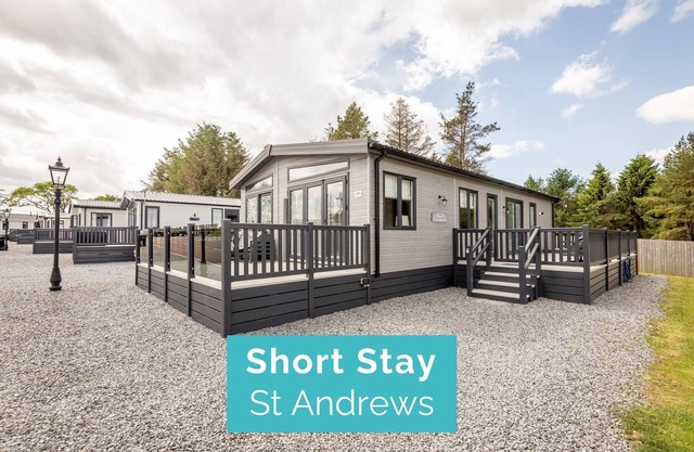 Lodge No 93 | Hot Tub | Stewart's Resort Cameron