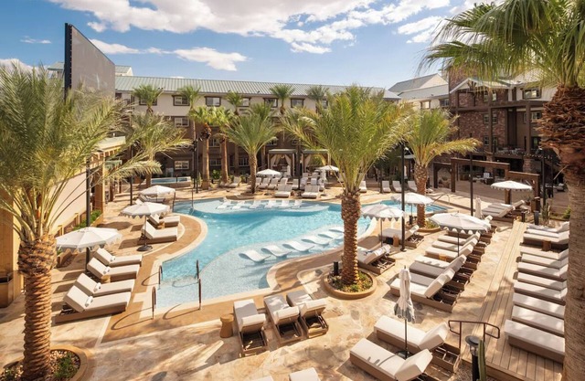 Lodge Queen Pool View at Silverton Hotel and Casino, Free Parking