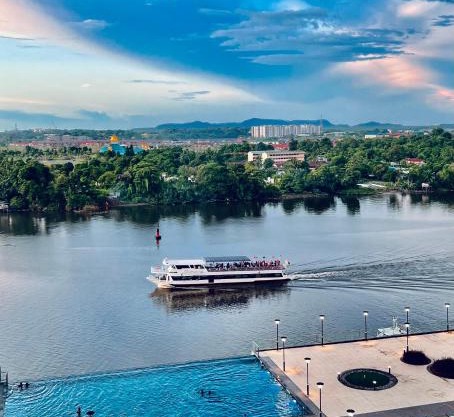 LoFF Suite River View 2 Bedroom at Kuching Riverine Resort