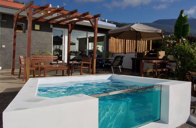 Loft/capacity 4 people. Ideal place to enjoy the perfect holidays.