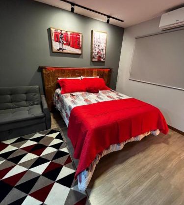 Loft Exclusivo - Red Pepper