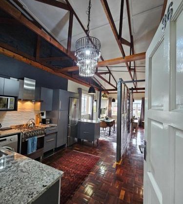 Loft Living Door36