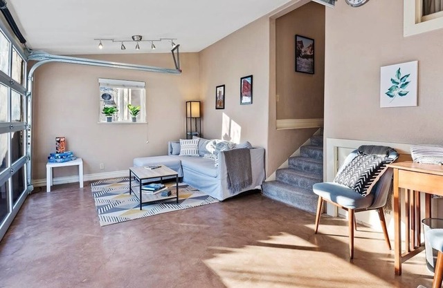 Loftium | Adorable Guest Suite In a Peaceful Neighborhood!