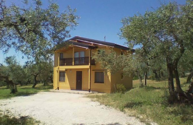Log house Loreto Aprutino Villla