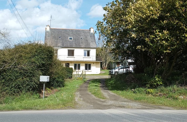 Logement Indépendant Pour 4 à 6 Personnes à L'étage D'une Maison Stbrieuc Ouest