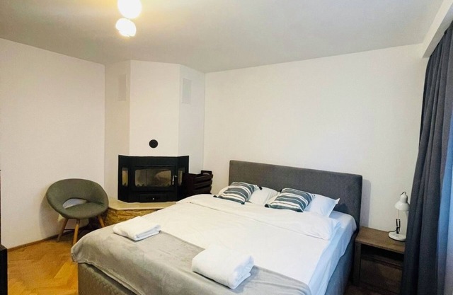 Londof Villa with Panoramic view