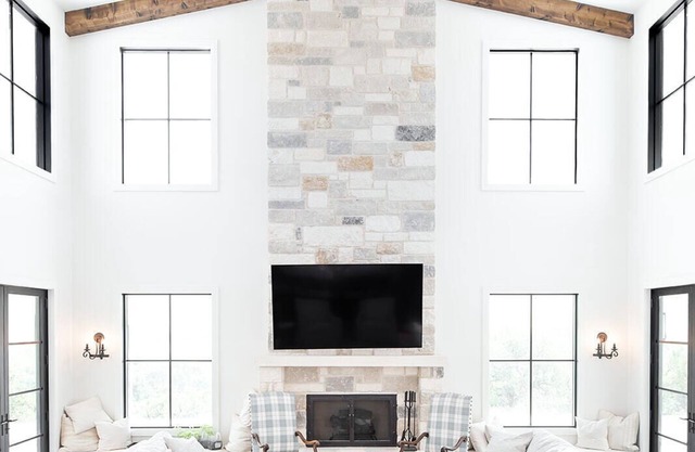 Lone Star River Ranch- Large Luxury Venue for Conferences & Retreats - sleeps 44