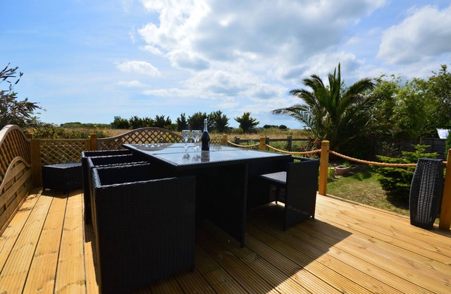 Long Ledge - a house that sleeps 6 guests in 3 bedrooms