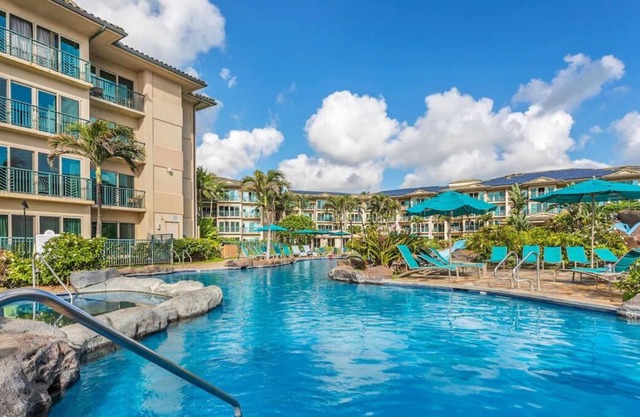 Look No More! 4 Comfortable Units, Pool, Free Parking, Near Waipouli Beach