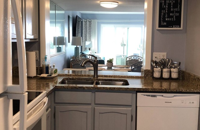 Looking for a relaxing spot to recoup and relax? Hunting Isl pass included!