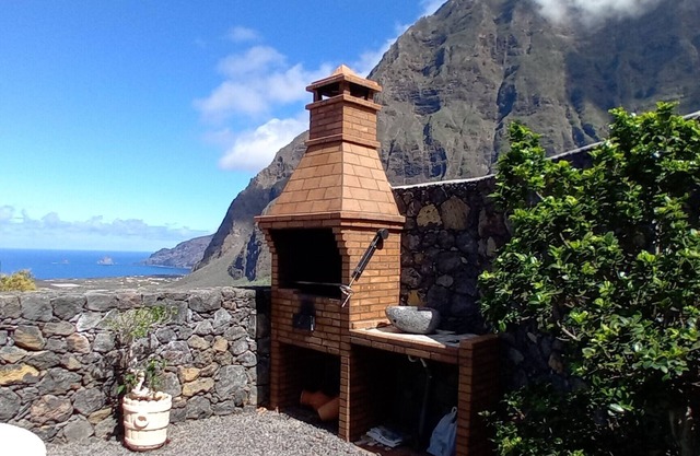 Lopez Aguilar - Mountain Retreat, Terrace & BBQ