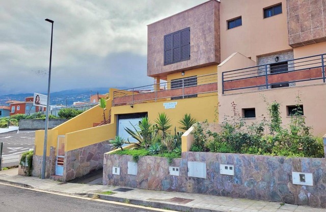 Los Briones by The Ocean Rentals