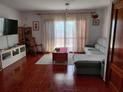 Lourdes 1 casa compartida solo con la anfitriona