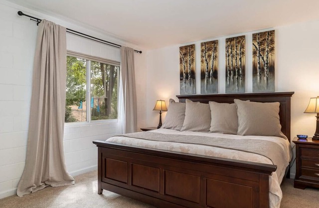 Lovely 1-bedroom condo with spectacular view pool