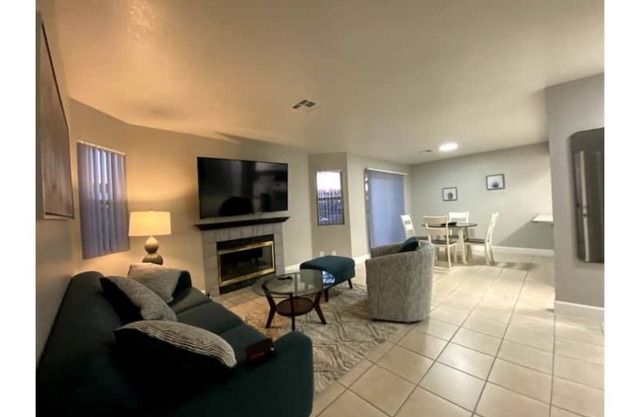 Lovely 2+2 Apartment A ,1061 sqft.