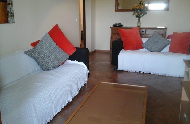 Lovely 3 bed apartment with WiFi overlooking the pool