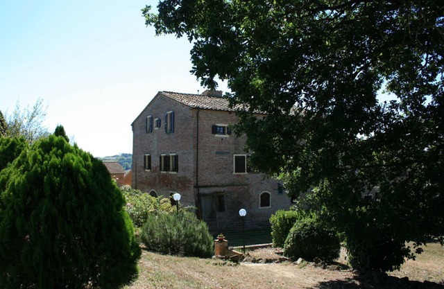 Lovely apartment for 10 people with WIFI, pool, TV and pets allowed