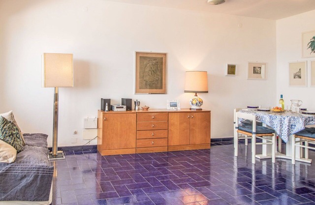 Lovely apartment for 3 people with WIFI, A/C, terrace and pets allowed