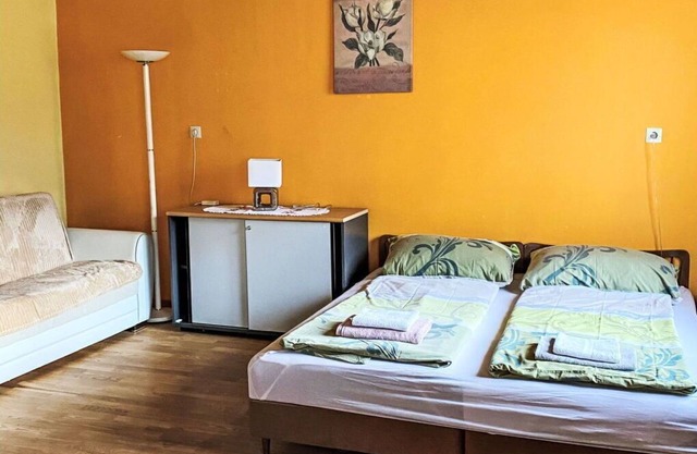 Lovely apartment for 5 people with WIFI and pets allowed