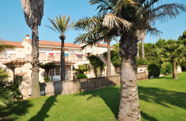 Lovely apartment for 6 guests with WIFI, A/C, TV, terrace and pets allowed