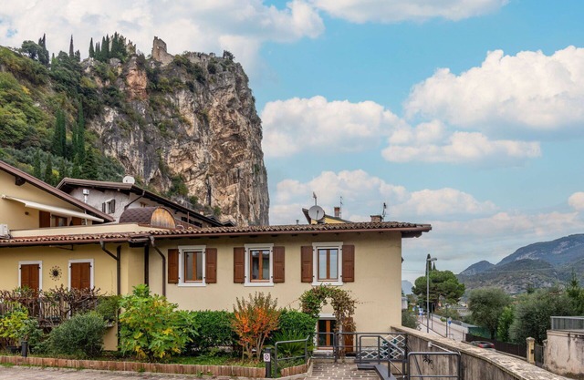 Lovely apartment for 6 people with TV and patio