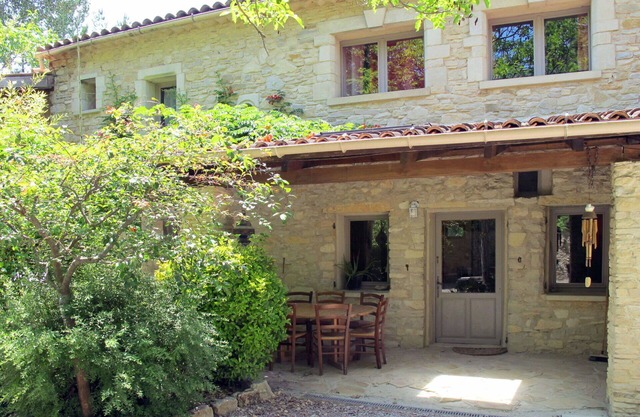 Lovely apartment in villa for 8 guests with WIFI, pool, TV, patio, pets allowed and panoramic view