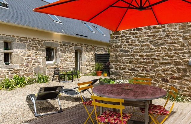 Lovely apartment in villa for 4 people with WIFI, TV, terrace and parking