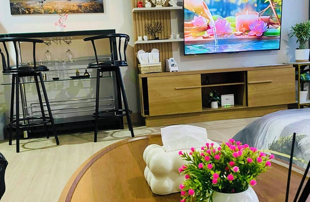 Lovely condo with AC in City of Santa Rosa