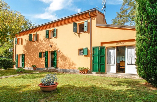 Lovely home in Trebbiantico di Pesaro