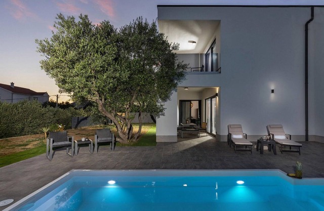 Lovely home in Rab with WiFi