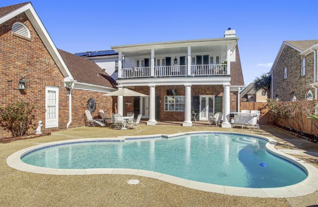 Lovely Home Only 15mins from Downtown NOLA