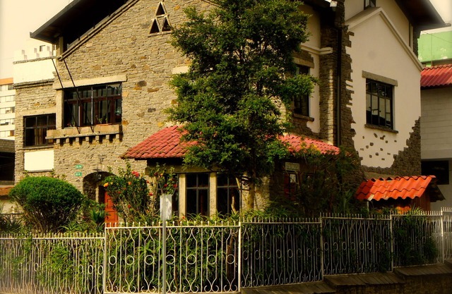 LOVELY HOUSE IN QUITO / PERFECT LOCATION