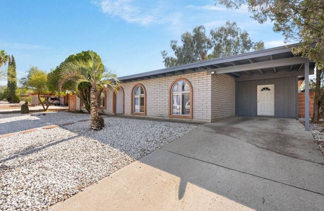 Lovely Lucille 3 Bedroom