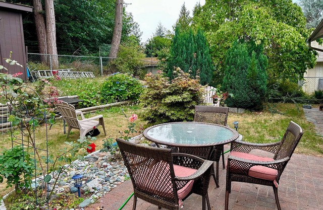 Lovely, quiet Qualicum Beach home available longer-term at a reduced rate