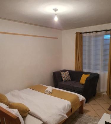 Lovely studio unit with free wifi and parking