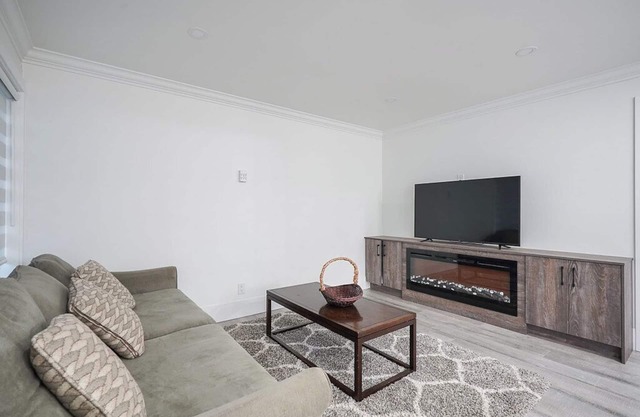 Lovely studio with AC in charming Surrey