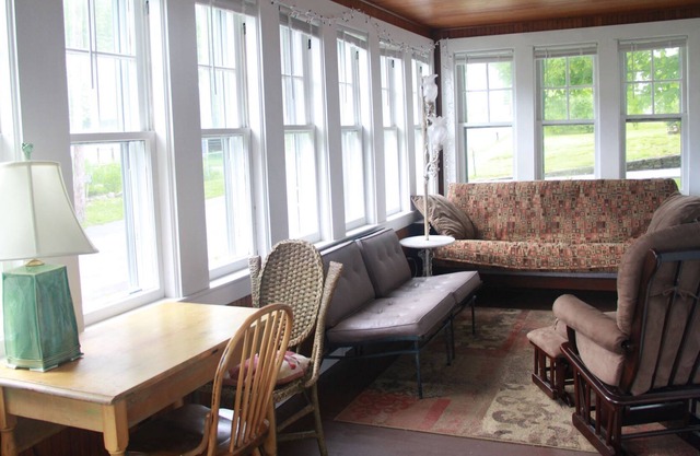 Low scent, charming, quiet house with large yard.