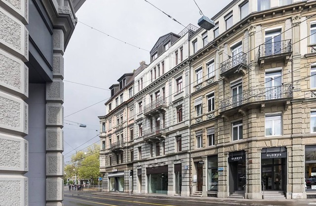 Löwenplatz Apartment next to Station by Airhome