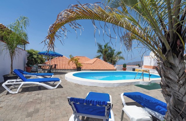 LP1125 Holiday cottage with private pool in Los Llanos