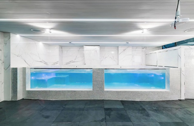 Lux Parque lleras 6brPrivatepool