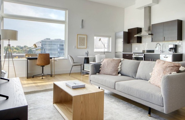Luxe Cherry Creek Studio w/ Lounge, W/D near 2nd Ave shops, by Blueground