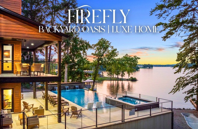 Luxe Lakefront | Sleeps 17 | Fireplace | Hot Tub