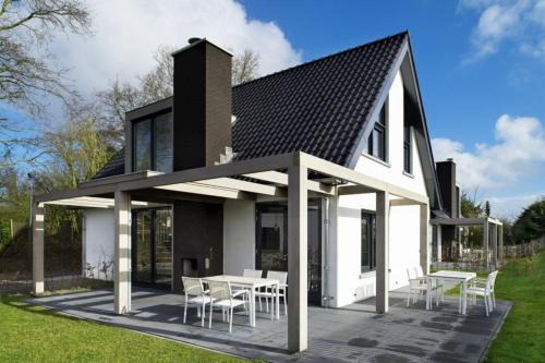 Luxe Villa op park Duinzicht (huis 703) - Ouddorp