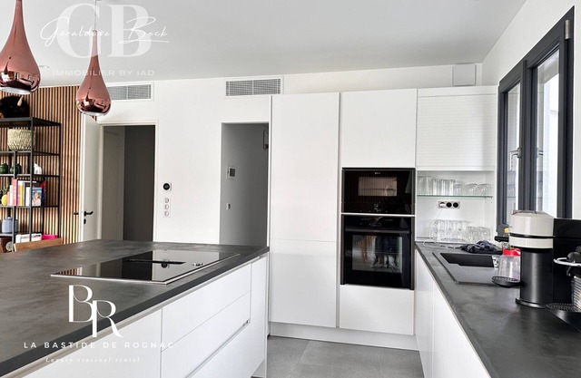 Luxueuse Villa Avec Piscine Chauffée et Salle de Sport Privée