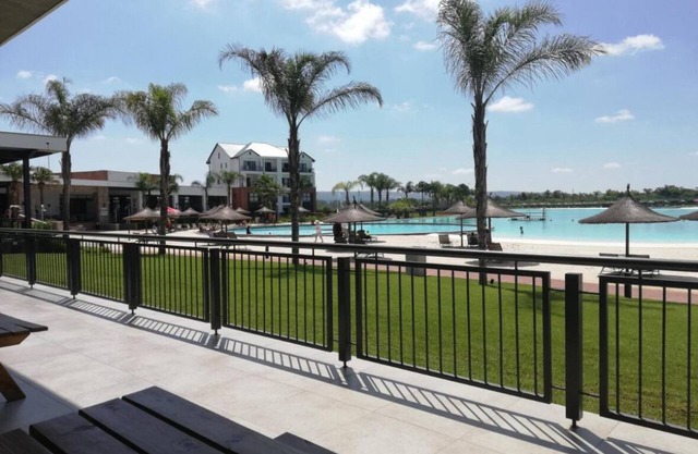 Luxurious 1-Bedroom Apartment at The Blyde, Pretoria