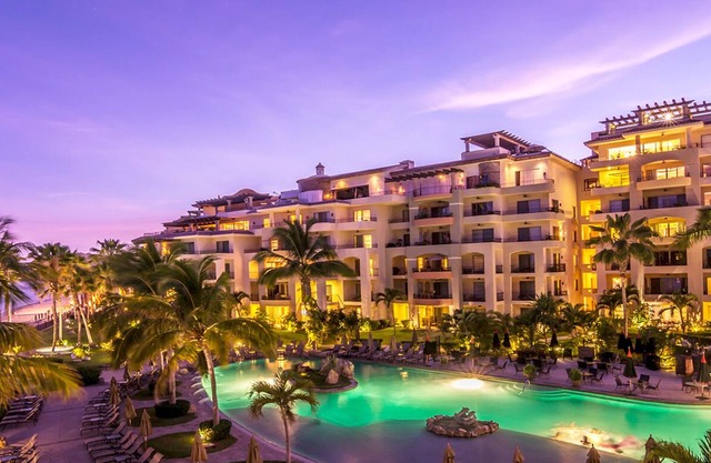 Luxurious 2 Bedroom Condo on El Medano Beach - Villa La Estancia