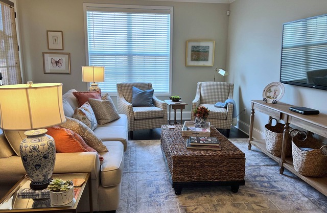 Luxurious 3BR Condo at The Mill of Oxford is perfect for enjoying Oxford!